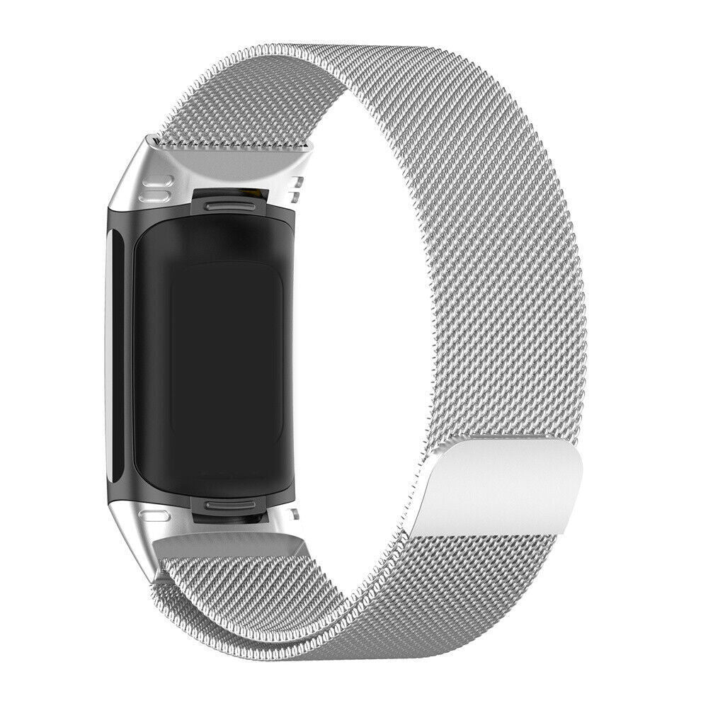 רצועה מילאנזית ל־Fitbit Charge 6 — גימור כסוף