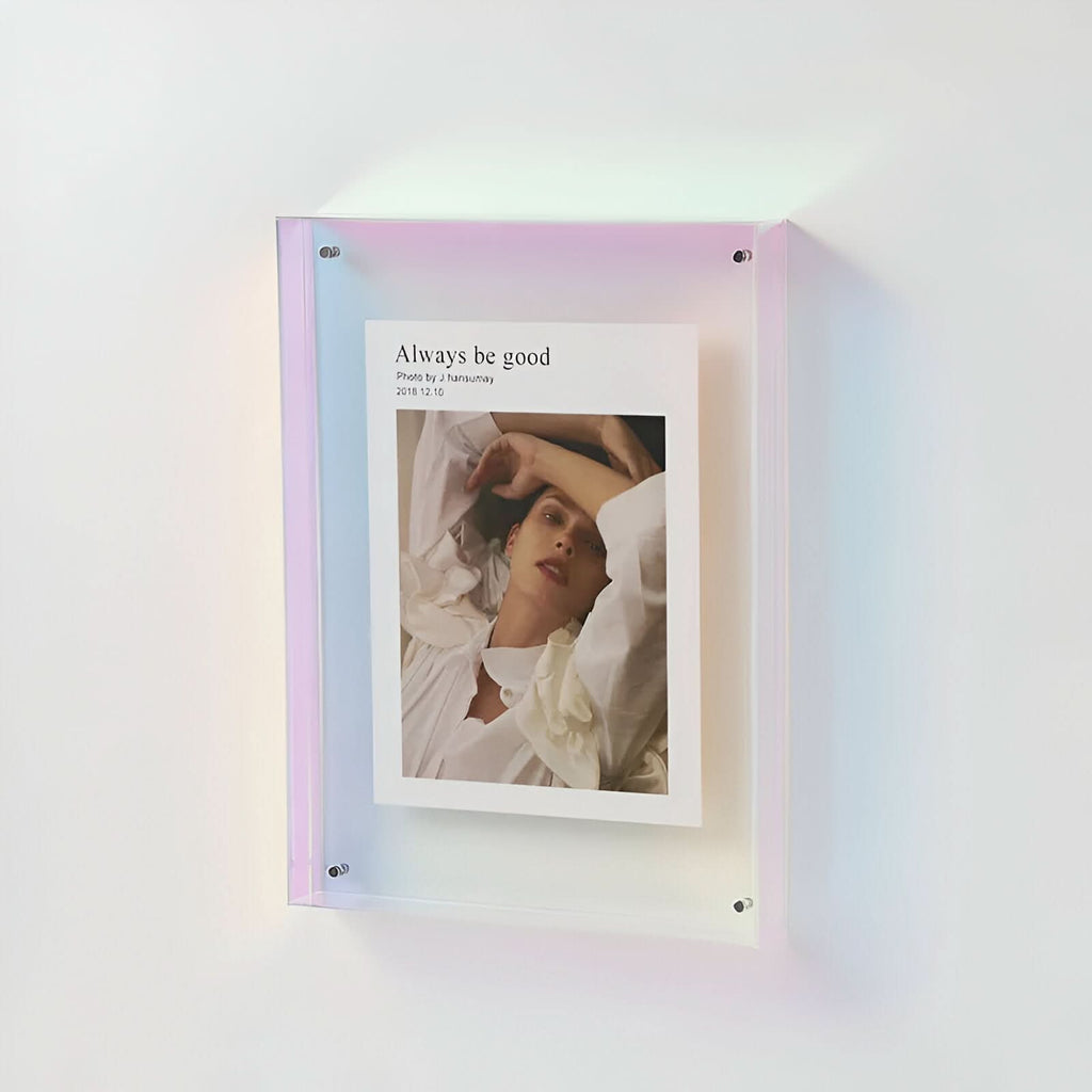 إطار صور شفاف بتصميم بسيط من LUCIDNEST — عرض أنيق للذكريات