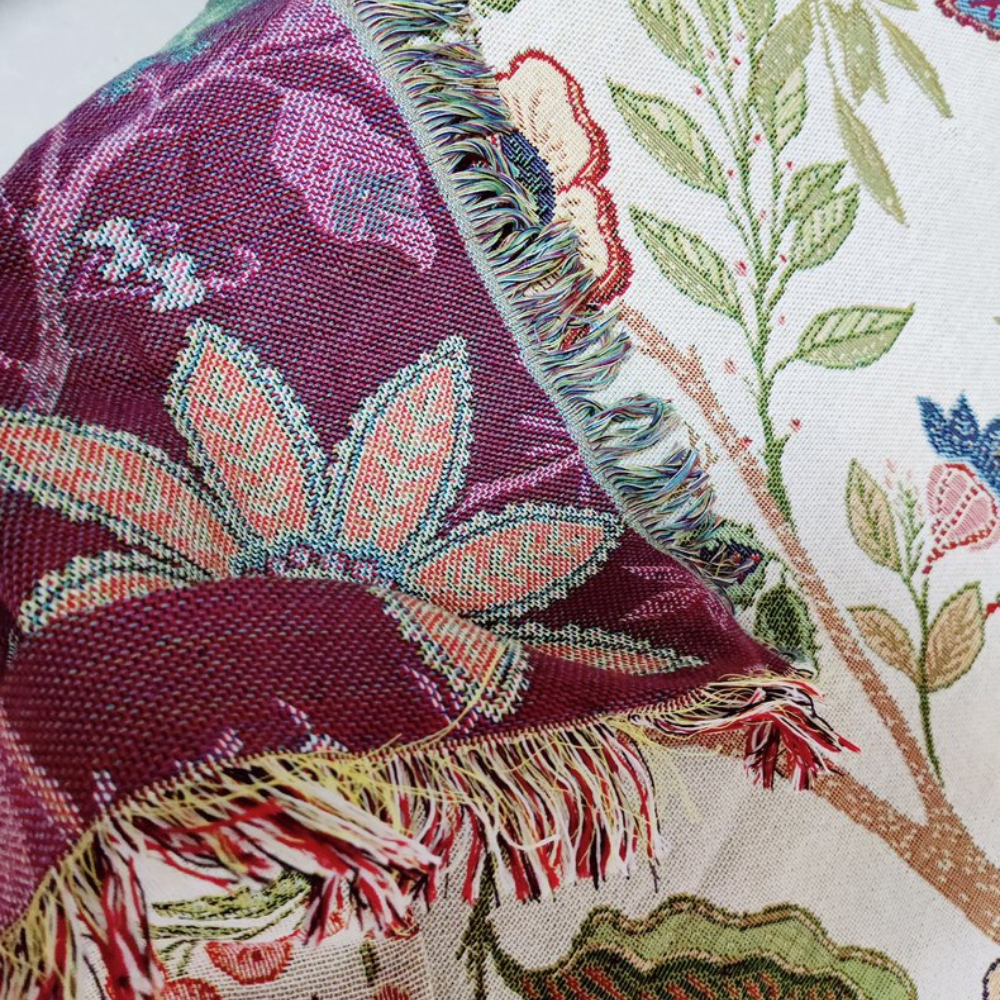 Country Charm Floral Throw | Ka-mostore
