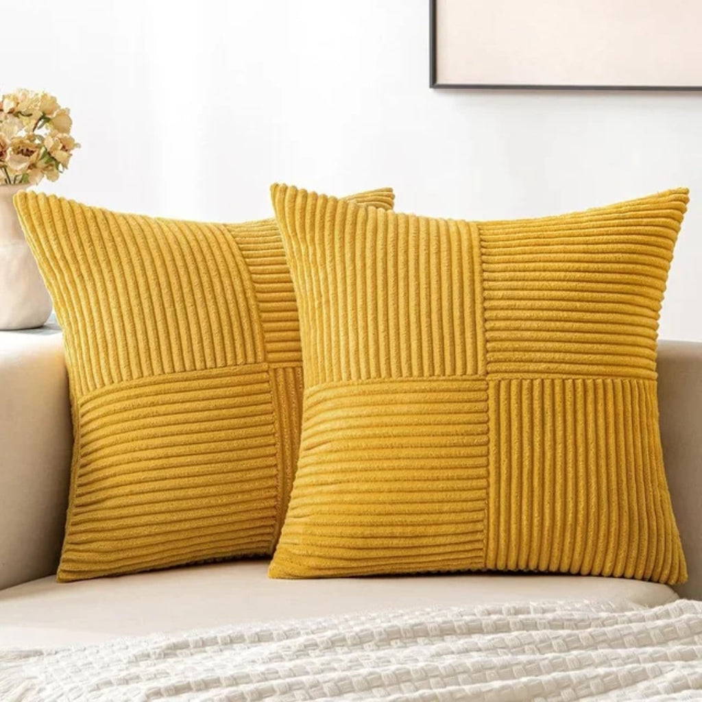CozyPlüsch Decorative Cushions — Set of 2 Soft Accent Pillows
