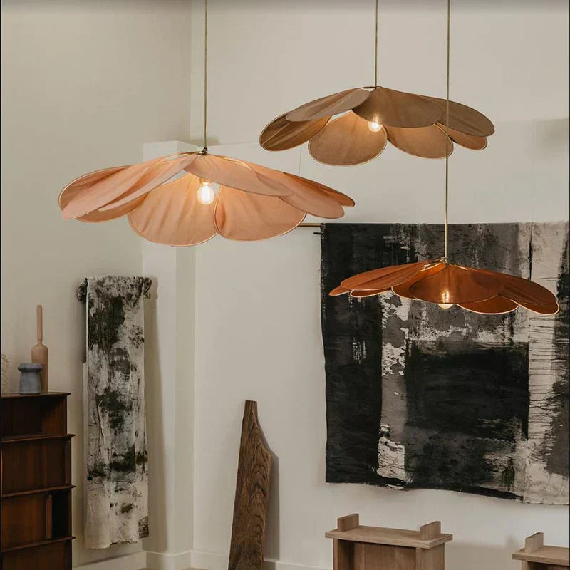 Vellora Pendant Lamp Petal With Gentle Floral Light For Living Areas Across Modern Rooms And Hallways