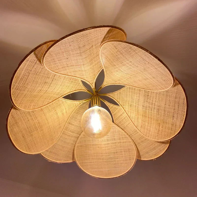 Vellora Pendant Lamp Petal With Gentle Floral Light For Living Areas Across Modern Rooms And Hallways