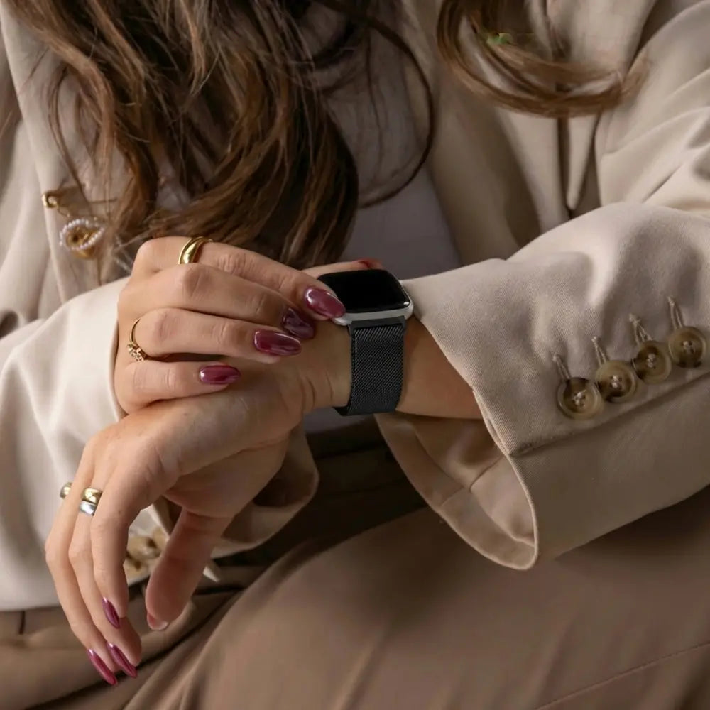 Λουράκι συμβατό με Fitbit Versa και Versa 2 — Μιλανέζικο μαύρο