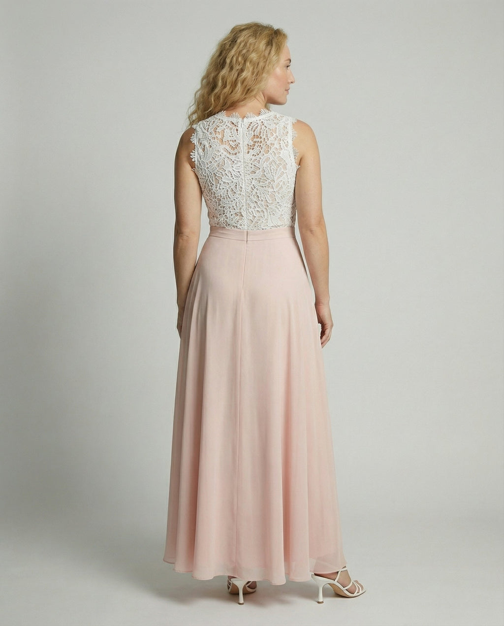 Elegant Lace Maxi Dress | Ka-mostore