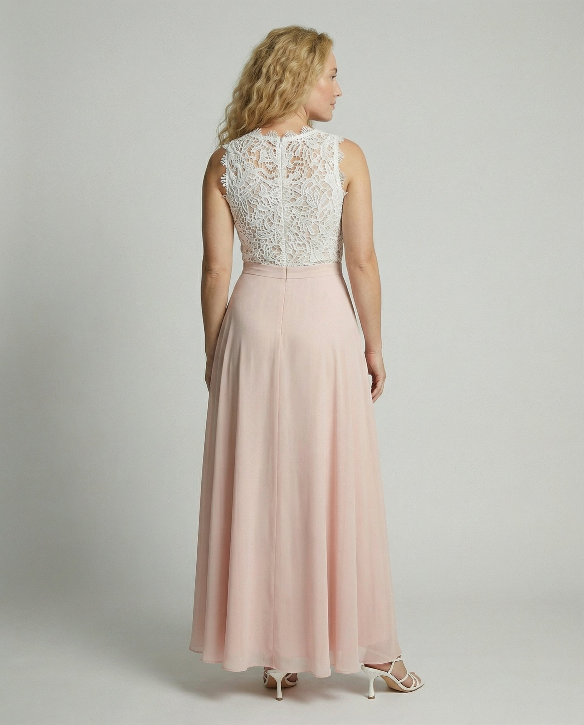Elegant Lace Maxi Dress | Ka-mostore