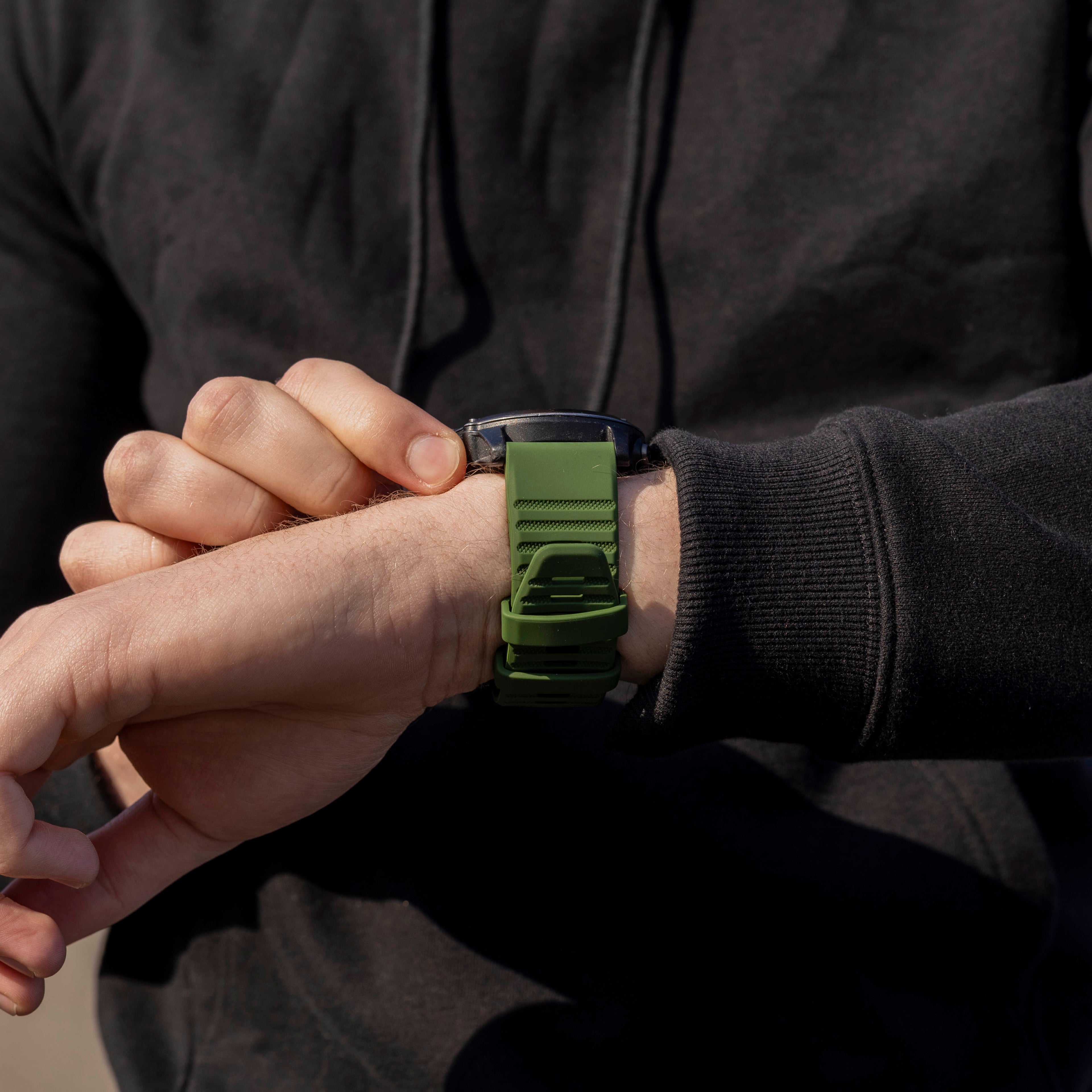 Dunkelgrünes Silikonarmband für Garmin Fenix 5X und 6X