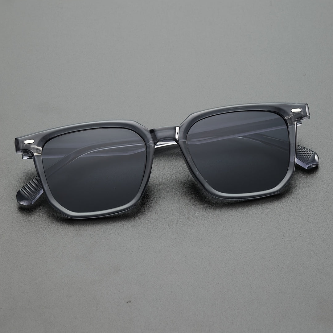Men's Square Sunglasses Retro Style With Lightweight Polycarbonate Frame And UV Protection