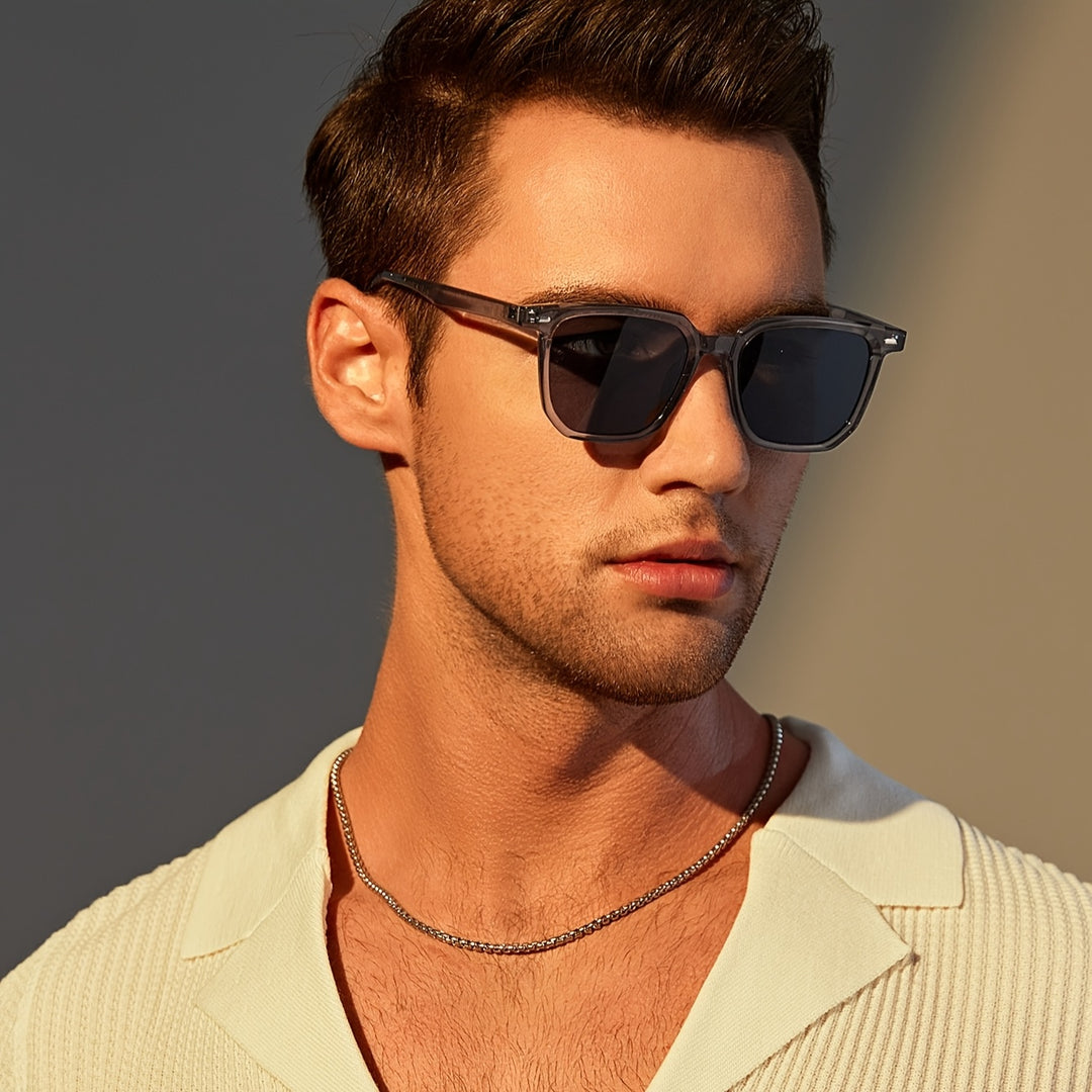 Men's Square Sunglasses Retro Style With Lightweight Polycarbonate Frame And UV Protection