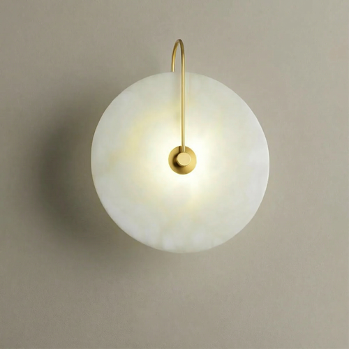 Lampa ścienna Astra w marmurowym wzorze z miękkim światłem LED dla ciepłej, nowoczesnej atmosfery w korytarzach i salonach