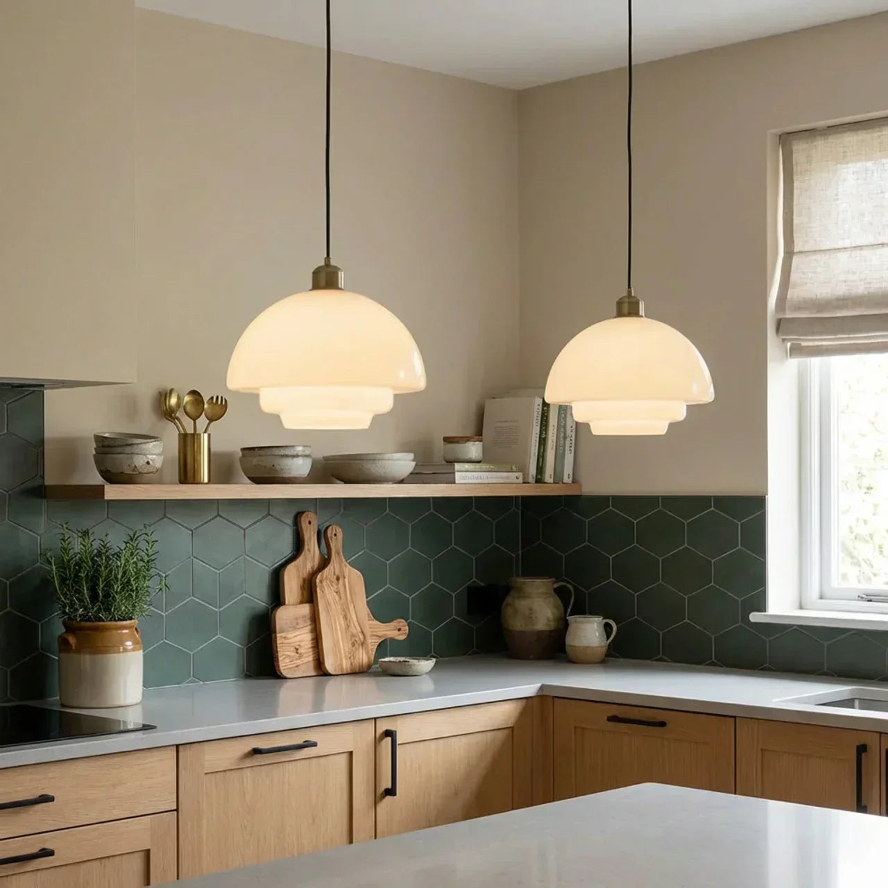 Antique Style Glass Pendant Ceiling Light With Brass Finish Suspension For Interiors