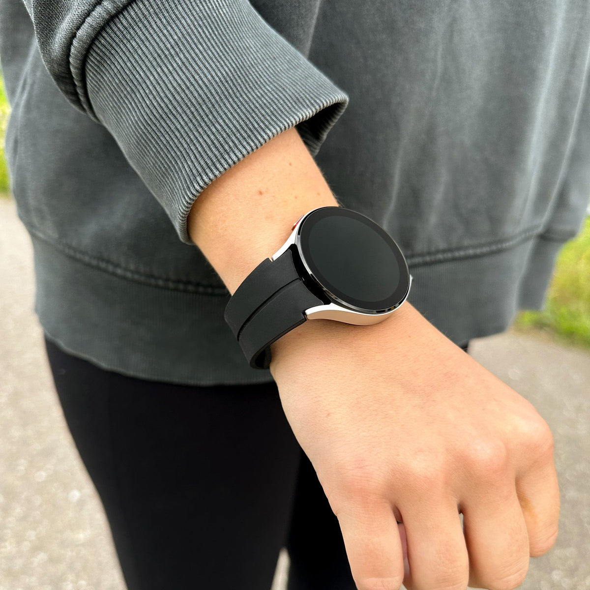47 mm:n D-soljellinen silikoniranneke Samsung Galaxy Watch 6 Classic -älykelloon – musta
