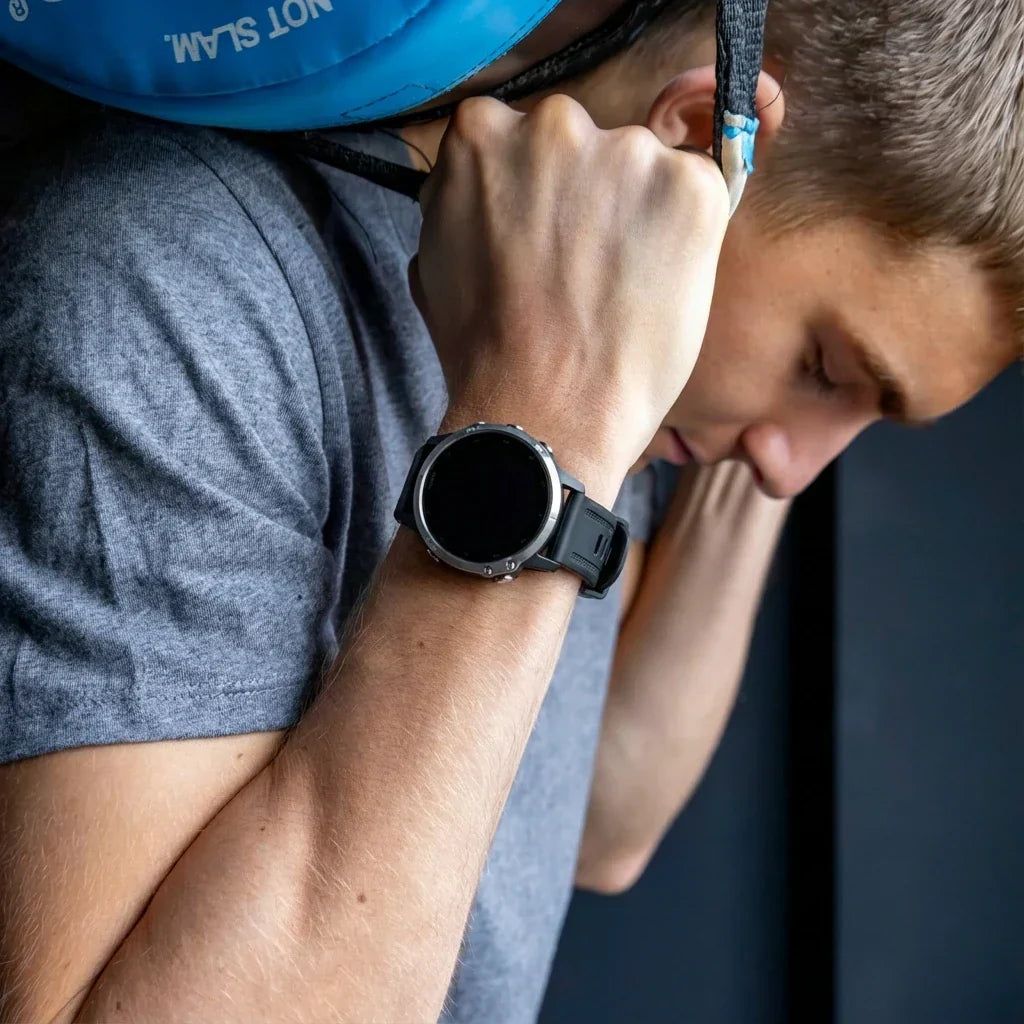Garmin Fenix 5S- ja 6S-kellon ranneke — musta silikoni