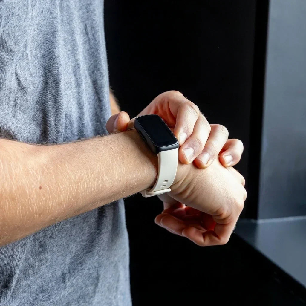 Cinturino di ricambio ufficiale Fitbit Inspire 3 — silicone color avorio