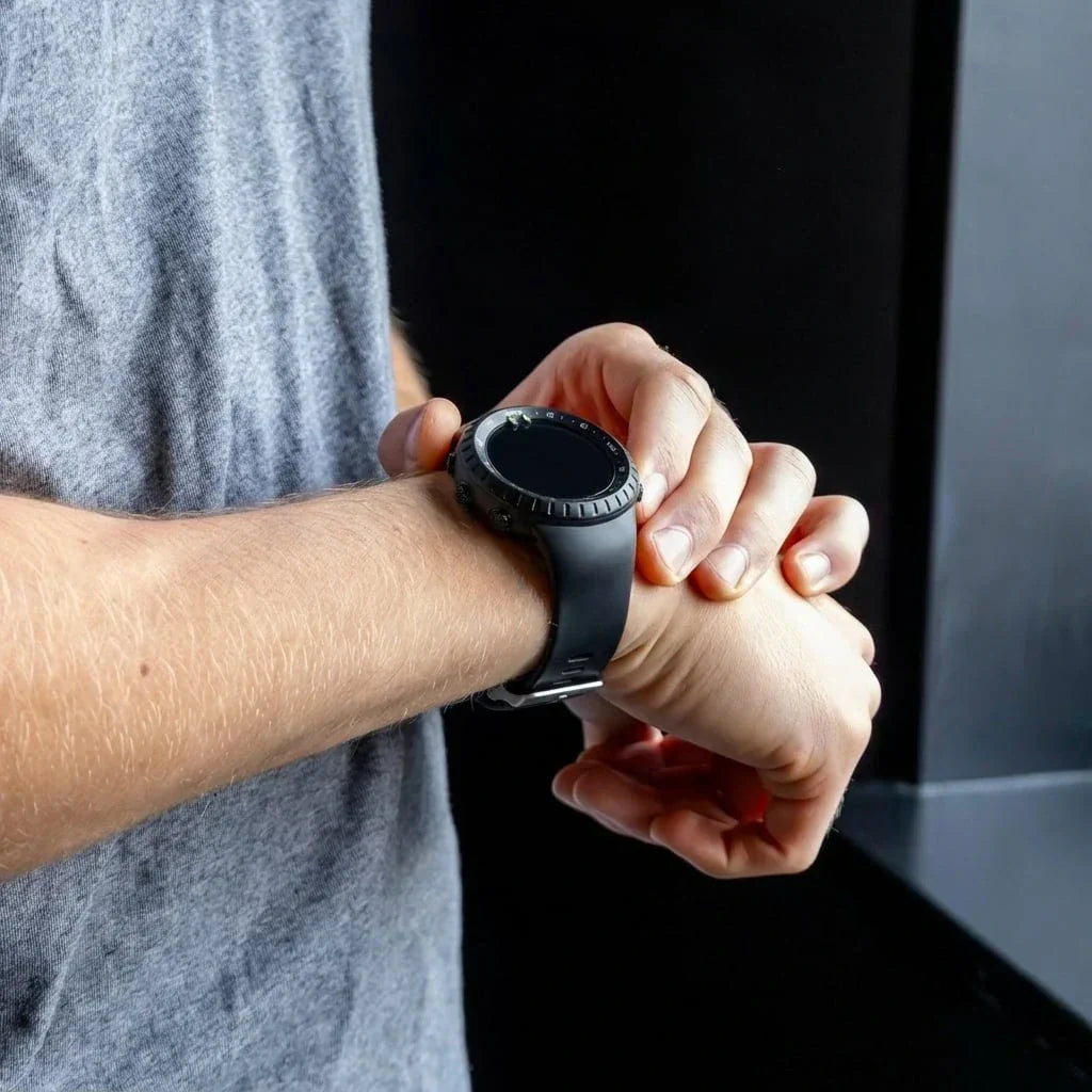 Black Silicone Strap for Suunto Core Watch — Durable, Flexible Build