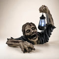 Decorațiune de Halloween cu zombi târâtor și felinar LED luminos
