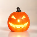 Glødende Halloween-gresskardekorasjon — 10 skumle Jack-o’-lantern-ansiktsdesign