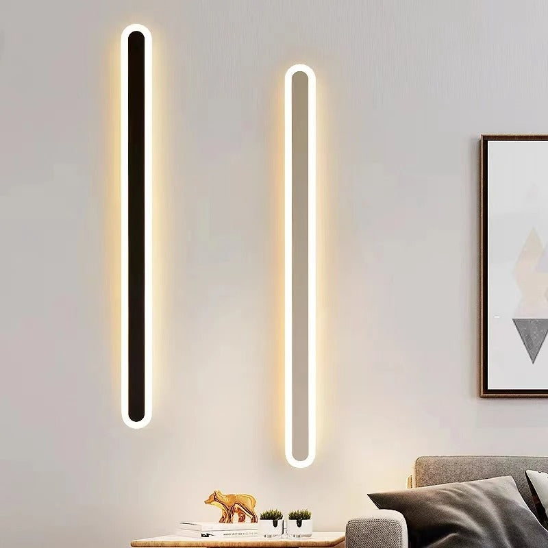 LumaForge Dimmable Outdoor Wall Light With Weatherproof Metal Finish For Patios And Gardens
