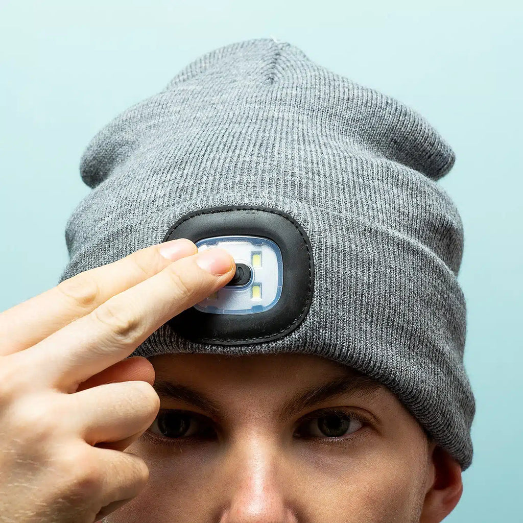 LumiMütze LED Light Beanie — Warm Winter Hat with Integrated Front Light