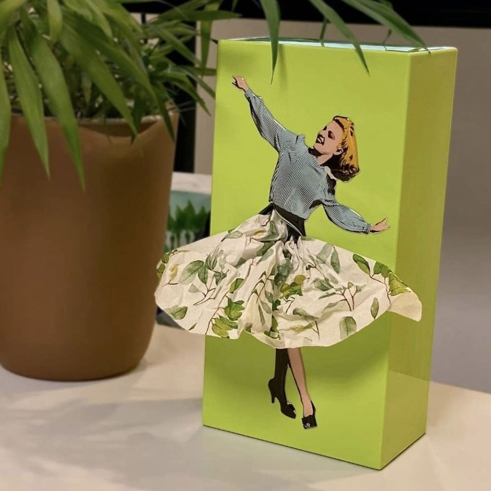 Flying Skirt Tissue Box | Ka-mostore