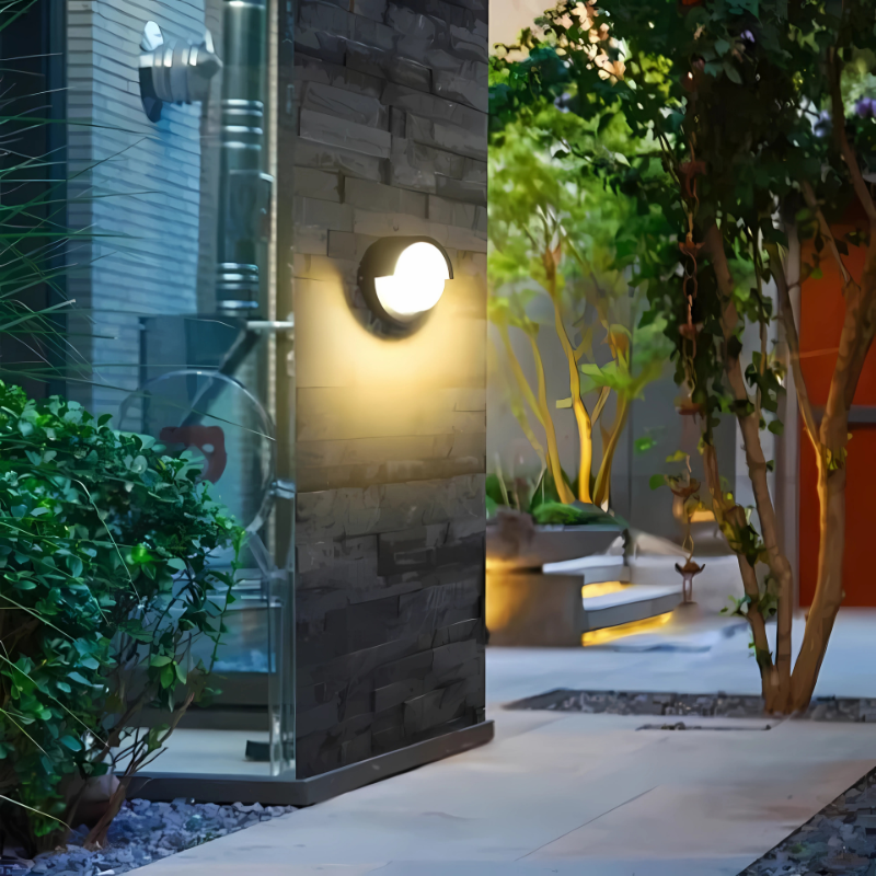 Modern Motion Sensor Outdoor Wall Light | Ka-mostore