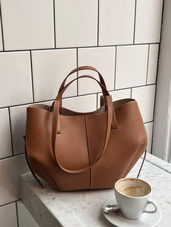 Voss – Vintage leather shoulder bag for women | Spacious, elegant and timeless design | Ka-mostore