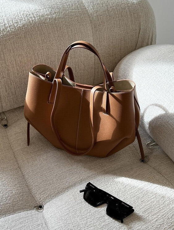 Voss – Vintage leather shoulder bag for women | Spacious, elegant and timeless design | Ka-mostore
