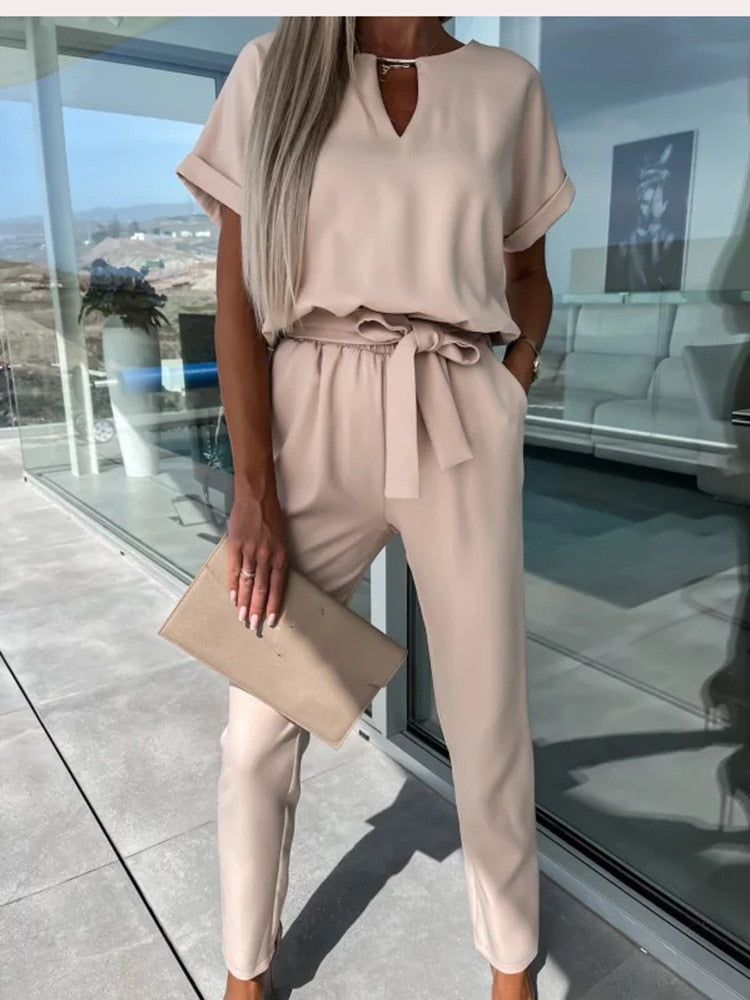 Gürtel-Jumpsuit mit weitem Bein | Ka-mostore