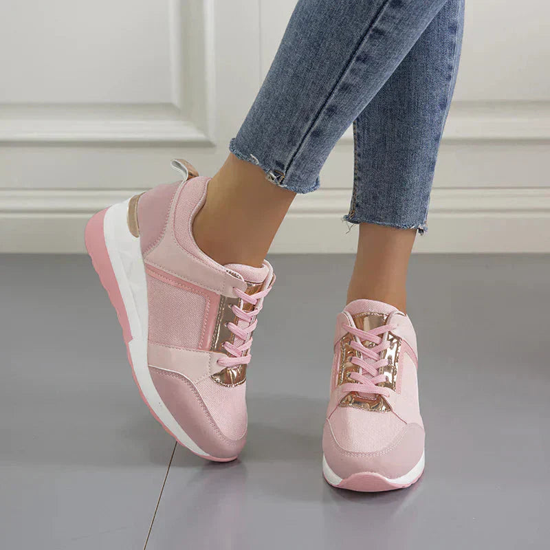 Snygga platåsneakers med kilklack för komfort hela dagen | Ka-mostore