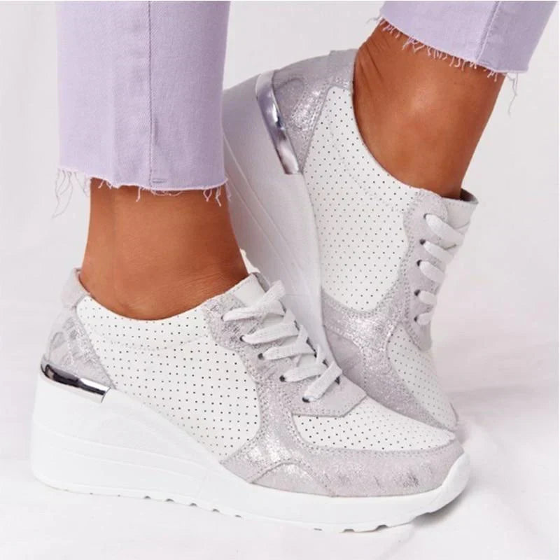 Snygga platåsneakers med kilklack för komfort hela dagen | Ka-mostore