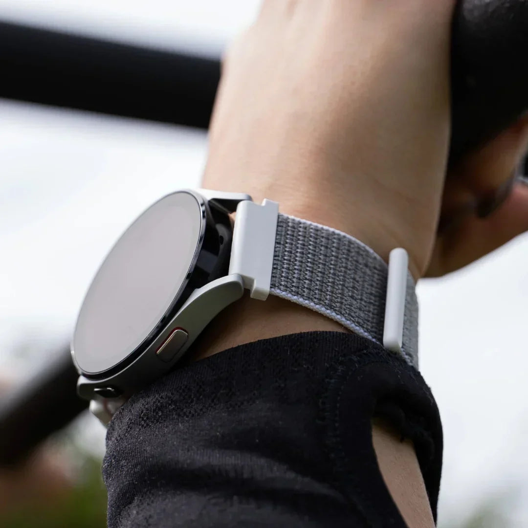 Bracelet de remplacement gris en nylon avec fermeture auto-agrippante pour montre Garmin Venu 2s