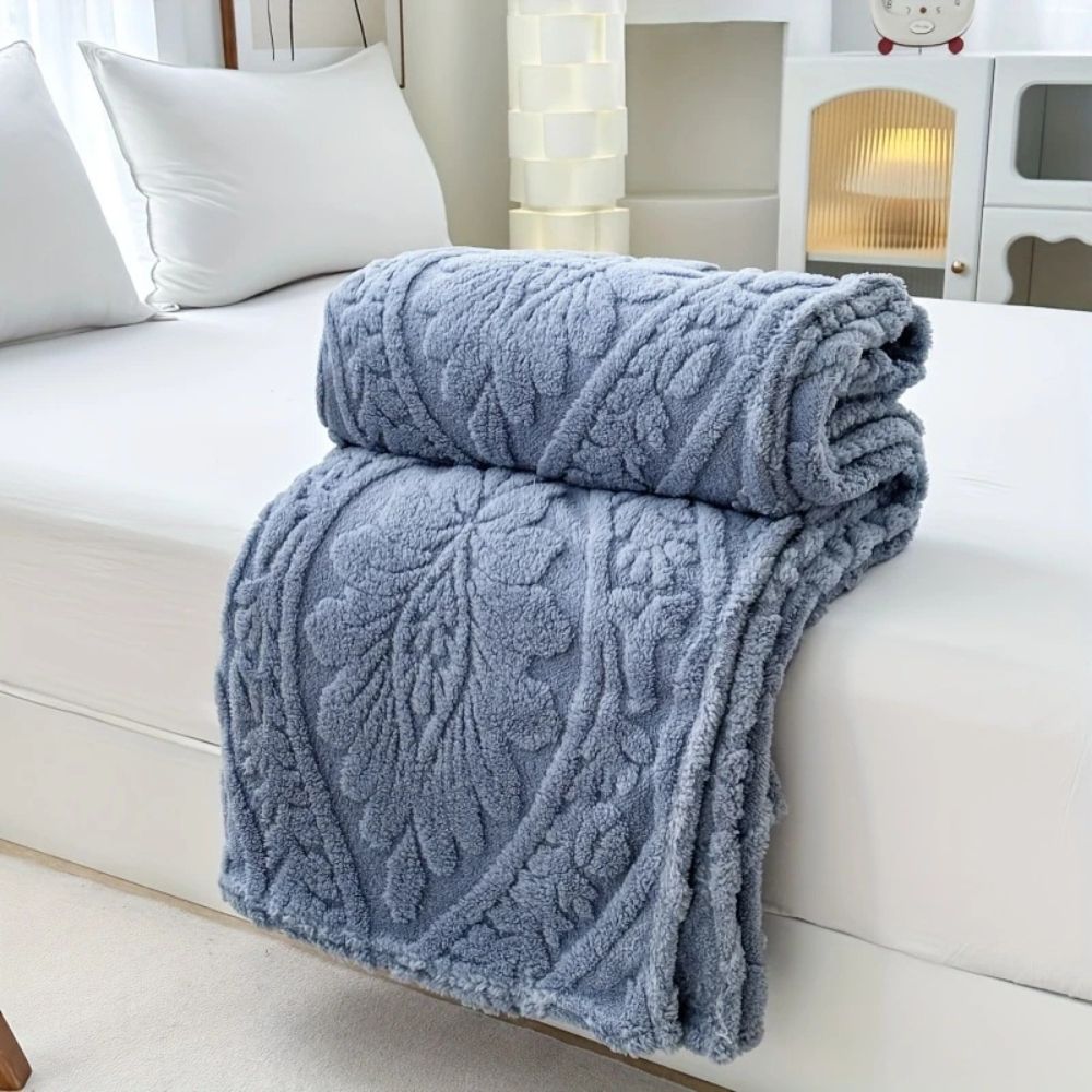 Paris Weave Jacquard Fleece Throw | Ka-mostore