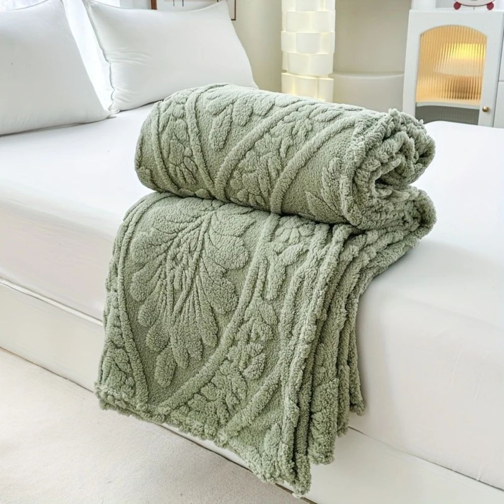 Paris Weave Jacquard Fleece Throw | Ka-mostore