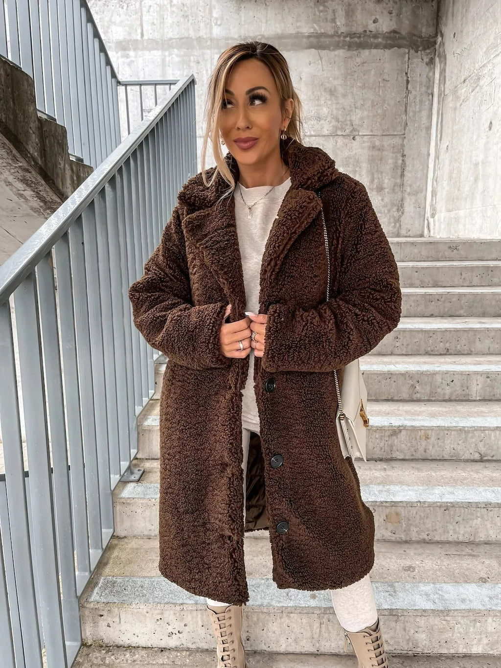 Abrigo de paño acogedor de felpa para mujer | Ka-mostore