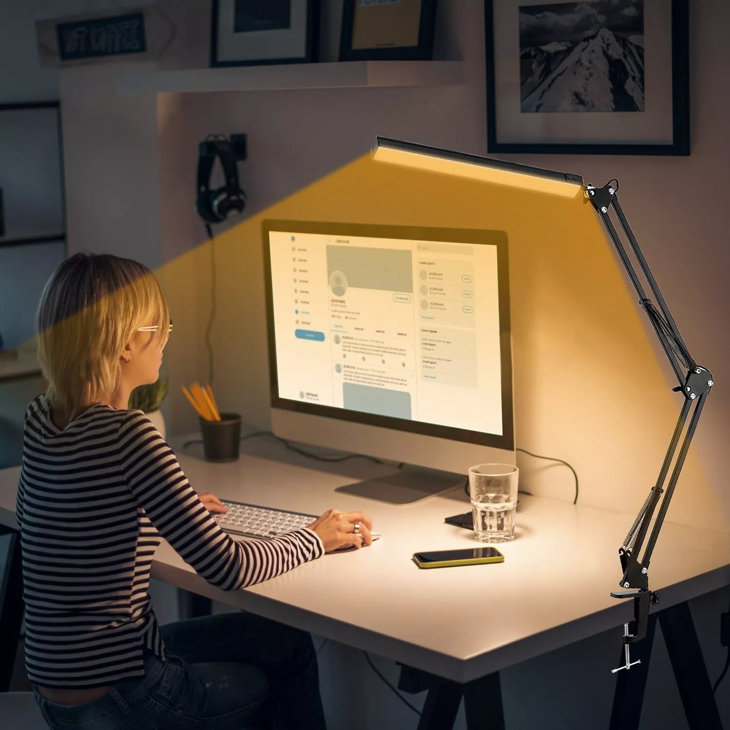 Modern Aluminum Desk Lamp With Dimming And Color Temperature Control