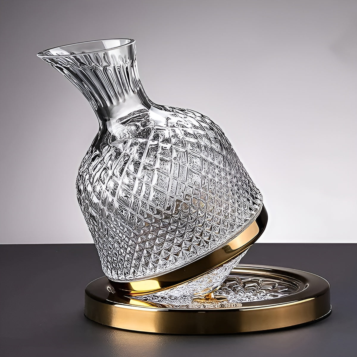 Crystal Wine Decanter 1500ml With 360 Degree Rotating Base Transparent Glass
