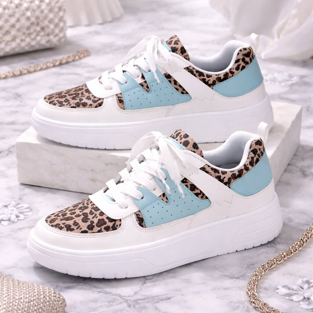 Lunavia Women’s Casual Sneakers — Lightweight, Breathable Upper, Soft Insole