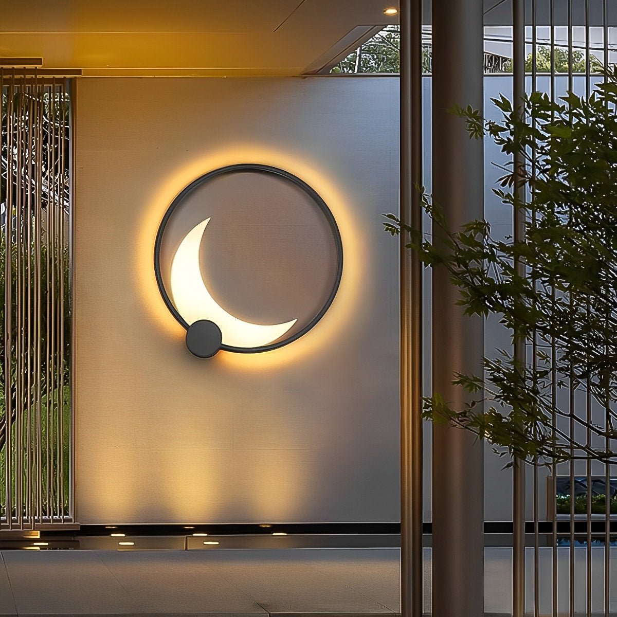 Solar Crescent Moon Outdoor Wall Light In Black Stainless Steel IP65 Garden Lamp