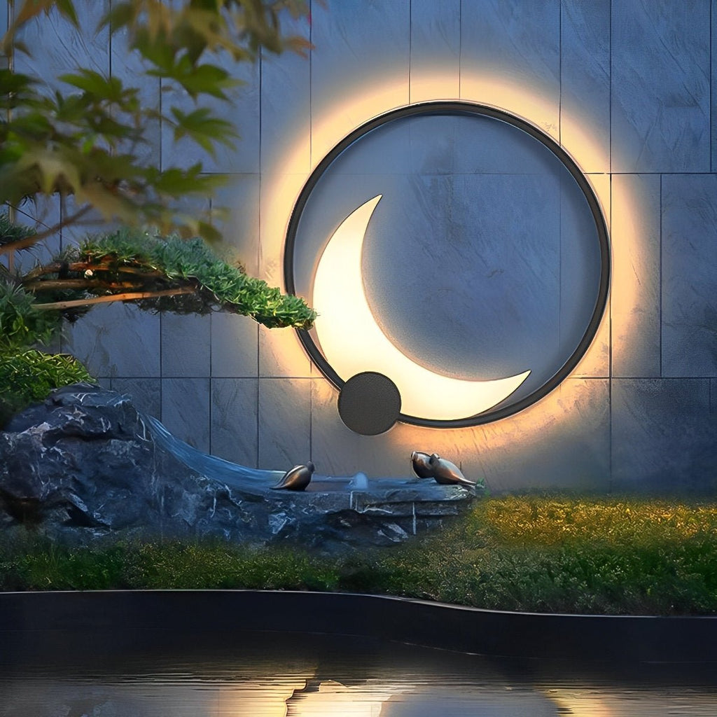 Solar Crescent Moon Outdoor Wall Light In Black Stainless Steel IP65 Garden Lamp