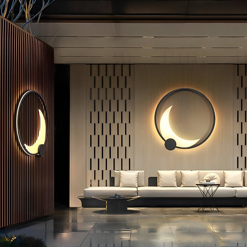 Solar Crescent Moon Outdoor Wall Light In Black Stainless Steel IP65 Garden Lamp