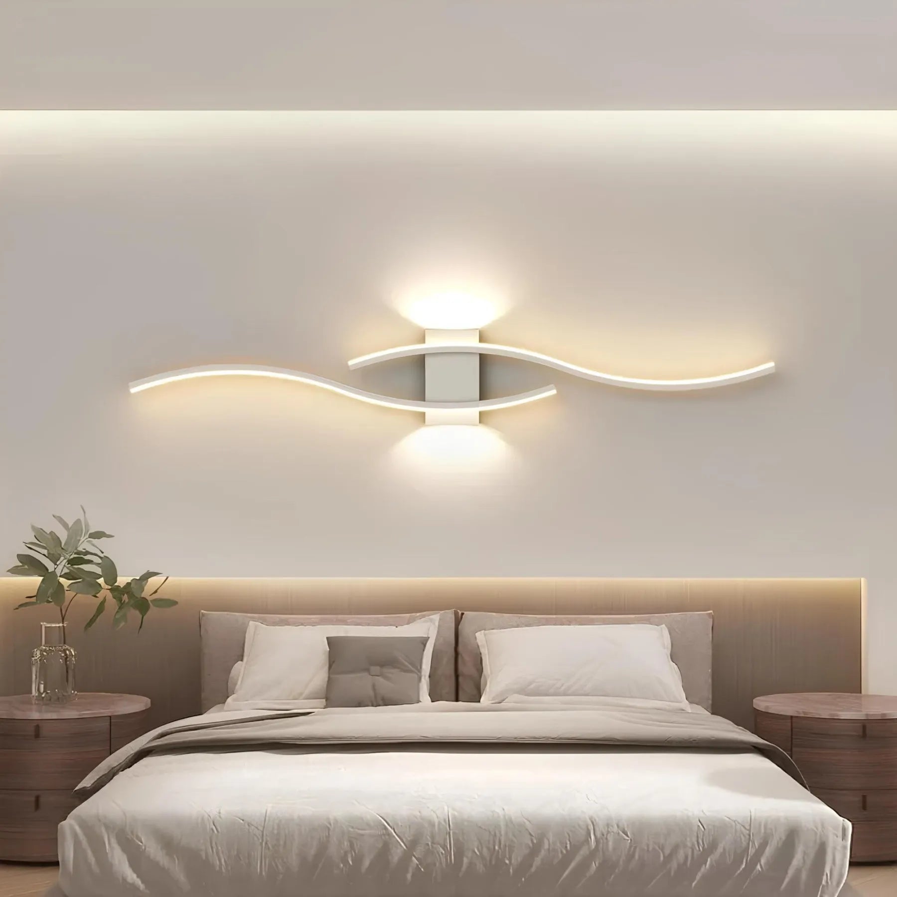 Elegant Linear Wall Light Bar For Contemporary Interiors, Subtle Wall-Mounted Accent Lighting