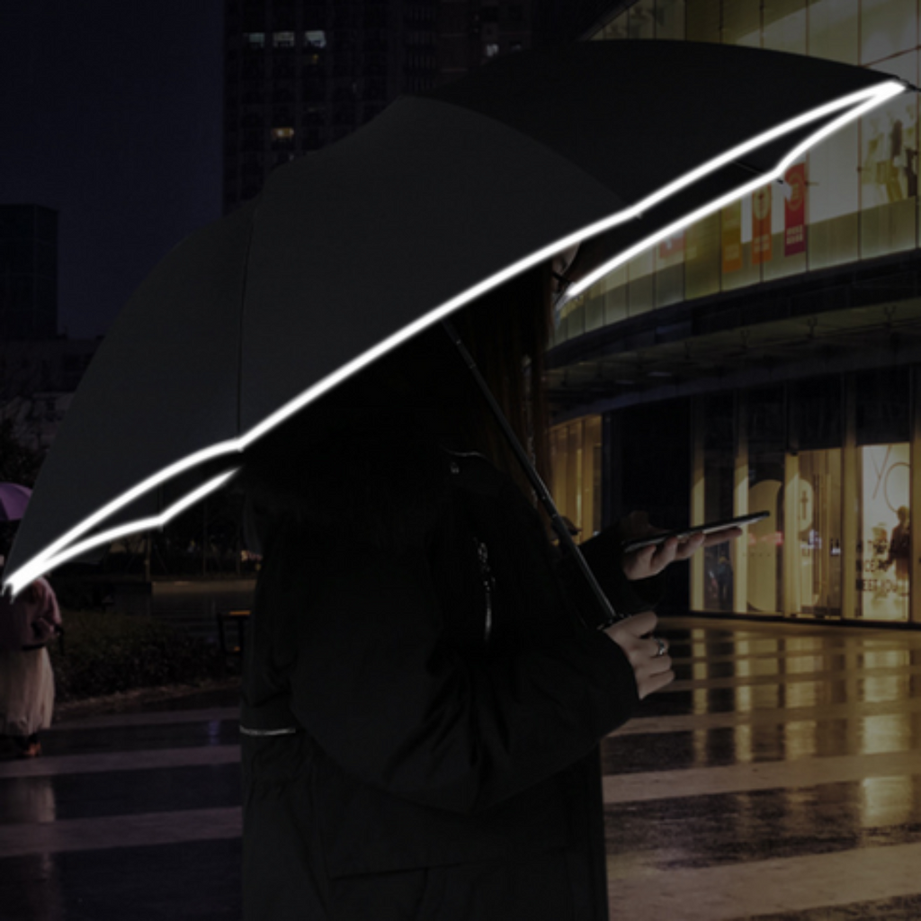 Umbrelă automată antivânt LumBrella — lumină LED integrată