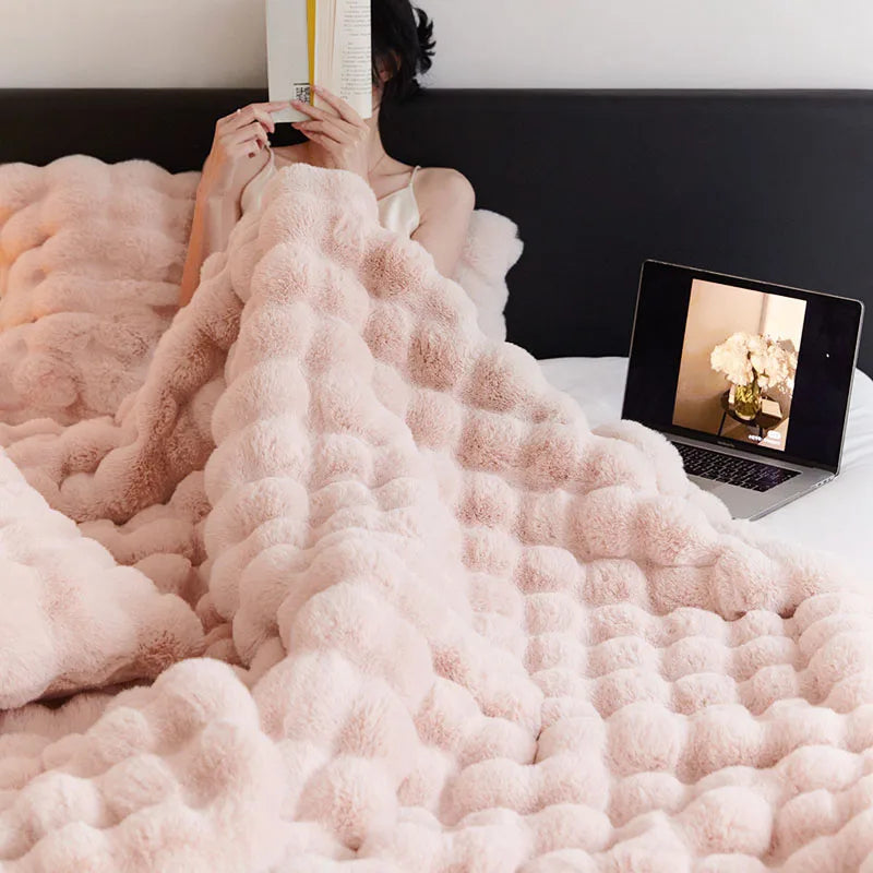 The Elegance of Warmth on Your Sofa | Ka-mostore