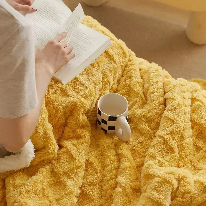 Thick Lambswool Blanket for Winter - WarmWool | Ka-mostore
