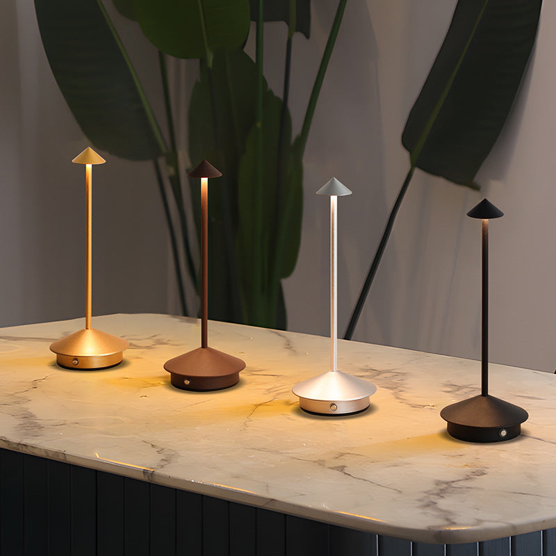 Lampada da tavolo senza fili Lunelle — Luce calda a batteria con controllo touch