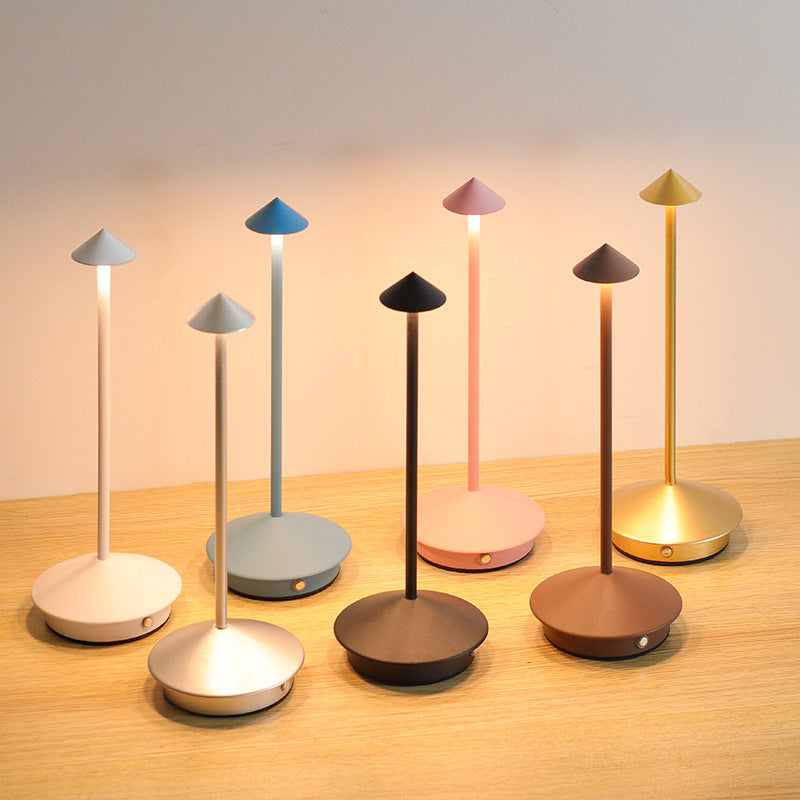 Lampada da tavolo senza fili Lunelle — Luce calda a batteria con controllo touch