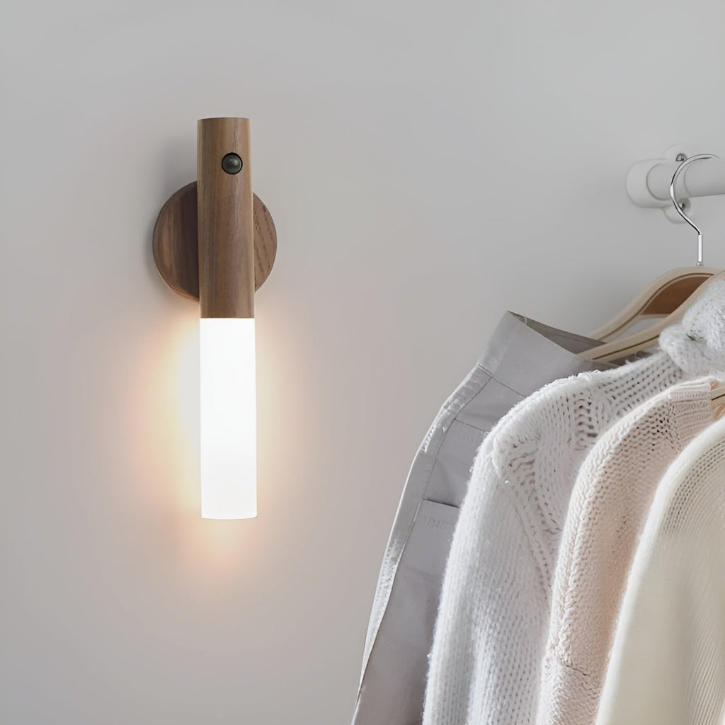 NordLicht applique sans fil avec détecteur de mouvement et fixation magnétique — lampe à piles