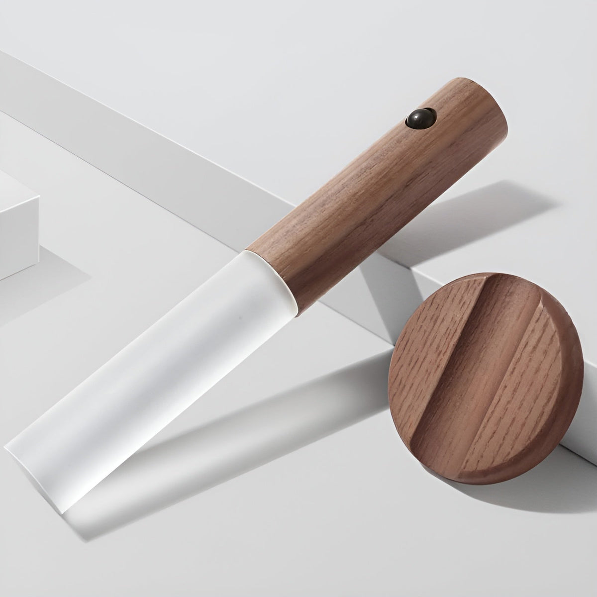 NordLicht applique sans fil avec détecteur de mouvement et fixation magnétique — lampe à piles