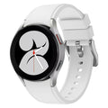 Samsung Galaxy Watch 4 40 mm:n valkoinen silikoniranneke — pikakiinnitystapit, täydellinen istuvuus