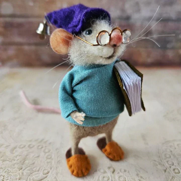 WhiskerWool – Handcrafted, Needle-Felted Mouse | Ka-mostore