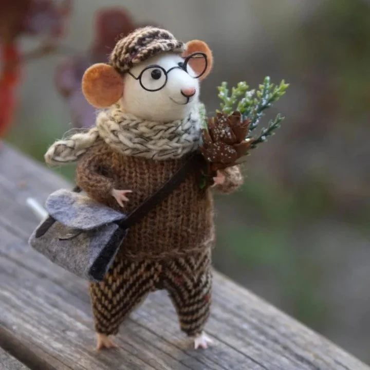 WhiskerWool – Handcrafted, Needle-Felted Mouse | Ka-mostore